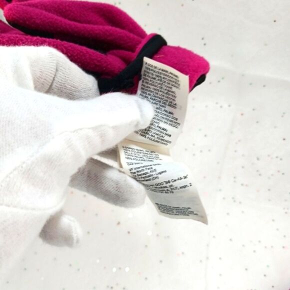 The North Face Woman's E-Tip Fleece Gloves. Size Small. Purple.................. - Picture 2 of 9